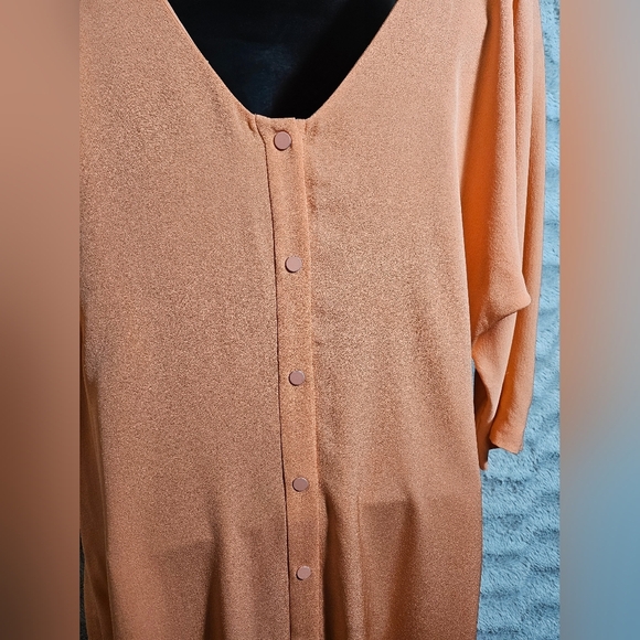 Diane VonFurstenberg Peach Salmon 3/4 Sleeve Button Back Dress Small - Picture 3 of 13